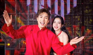 LyLy và Song Luân diễn "tiểu phẩm" bịt mắt, Anh Tú Voi mới là người "căng"
