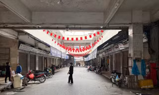 Hàng loạt hộ kinh doanh ở chợ Đồng Xuân đóng cửa: Lộ lý do bất ngờ