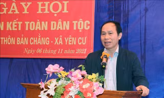 Ông Lê Tiến Châu - Ủy viên Ban Chấp hành Trung ương Đảng, Phó Chủ tịch, Tổng thư ký Ủy ban Trung ương Mặt trận Tổ quốc Việt Nam, phát biểu tại ngày hội. 