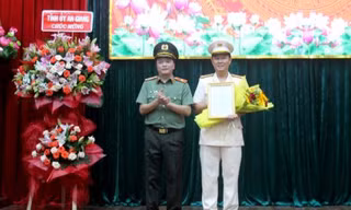Công bố quyết định của Bộ trưởng Công an về công tác cán bộ tại An Giang