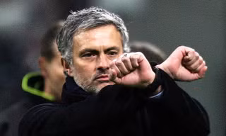 Mourinho từng gọi các cầu thủ ở Real Madrid là... đồ con hoang /