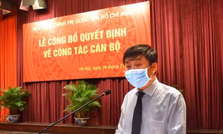 PGS,TS. Phạm Minh Sơn, tân Giám đốc Học viện Báo chí và Tuyên truyền phát biểu nhận nhiệm vụ