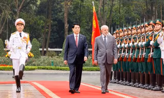 Chủ tịch nước Lương Cường chủ trì lễ đón Tổng thống Brazil