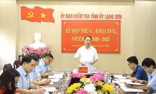 Xem xét, thi hành kỷ luật cán bộ sai phạm ở Lạng Sơn