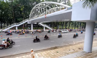 Cầu vượt bộ hành đẹp nhất Sài Gòn sắp hoàn thành