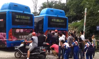 Hiện trường vụ tai nạn thương tâm.