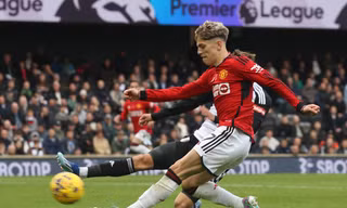 Thắng chật vật Fulham phút cuối, MU tạm dừng cơn khát điểm