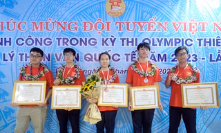 Học sinh Hà Nội giành 4 huy chương Olympic Thiên văn và Vật lý Thiên văn quốc tế 