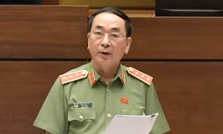 Thượng tướng Trần Quốc Tỏ phát biểu về quy định khai báo vũ khí thô sơ