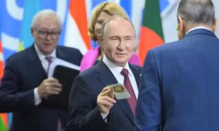 Tổng thống Nga Putin chủ trì tiệc chiêu đãi các nhà lãnh đạo dự hội nghị thượng đỉnh BRICS
