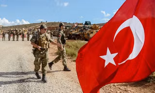 Các sỹ quan Thổ Nhĩ Kỳ tham gia vào chiến dịch tấn công Syria sẽ bị Mỹ trừng phạt.