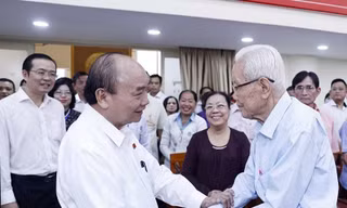 Cử tri TPHCM phản ánh với Chủ tịch nước về nạn nhũng nhiễu trong khu vực dịch vụ công