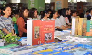 Ngày hội sách và văn hóa đọc lần đầu diễn ra tại Ký túc xá ĐHQG TPHCM