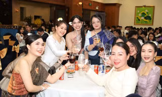 Sinh viên Lào - Campuchia - Việt Nam giao lưu, đón Tết cổ truyền tại TPHCM 