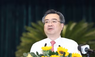 Phó Bí thư Thường trực Thành ủy TPHCM Nguyễn Thanh Nghị nhận thêm nhiệm vụ