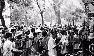 Hoạt động mua bán thời bao cấp qua ảnh