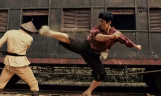 Chùm ảnh những pha võ thuật trên phim đẹp mắt của Johnny Trí Nguyễn