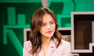 Thu Quỳnh thừa nhận quá khứ '3 năm trượt dài'