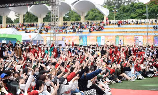 Rinh xế mới, laptop xịn khi tham gia Sóng Festival