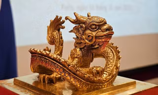 Ấn vàng triều Nguyễn 'Hoàng đế chi bảo' đã về Việt Nam