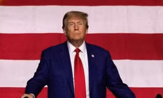 Một bang của Mỹ ra phán quyết loại tên ông Donald Trump khỏi lá phiếu