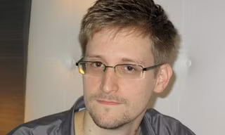 Quốc hội Nga bất ngờ mời Snowden hợp tác