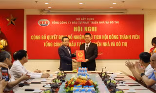 Chánh Văn phòng Bộ Xây dựng làm Chủ tịch Tổng Công ty HUD 
