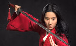 “Mulan” không phát hành ở Bắc Mỹ, giấc mộng Hollywood của Lưu Diệc Phi sẽ thế nào?