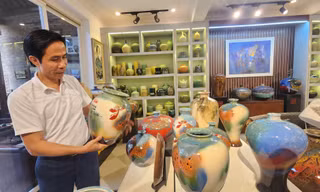 Sản phẩm của làng nghề gốm Bát Tràng, Hà Nội