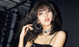 Lisa bị tấn công trên trang cá nhân, fan liền đẩy hashtag gửi gắm tình yêu lên #1 Trending