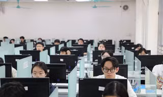 Bộ GD&ĐT công bố đề thi minh họa bài thi V-SAT năm 2025