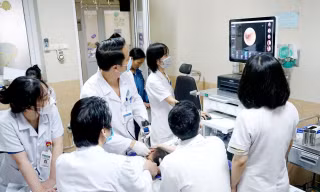 Bệnh nhi bị rò dịch não tuỷ hiếm gặp, đi khám nhiều nơi chẩn đoán viêm tai ngoài