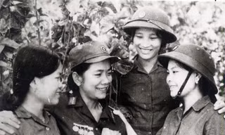Những khoảnh khắc lịch sử của mùa xuân năm 1975