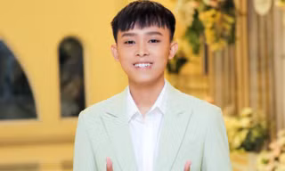 Hồ Văn Cường lần đầu trở lại sau thời gian vắng bóng, hồi hộp hát "Tình Cha - Lòng Mẹ"