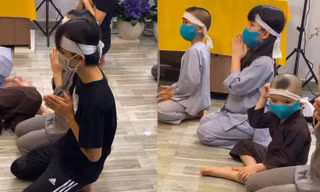 Lễ cầu siêu Phi Nhung: Hồ Văn Cường buồn bã, xót xa ánh mắt hồn nhiên của các con nuôi
