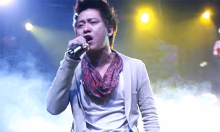 Tuấn Hưng hát cùng các Miss Beat