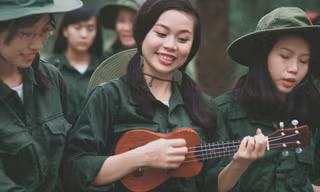 Ảnh kỷ yếu 'thanh niên xung phong' độc đáo của giới trẻ xứ Nghệ