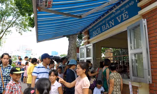Công viên, vườn thú Hà Nội đông nghịt người dịp lễ
