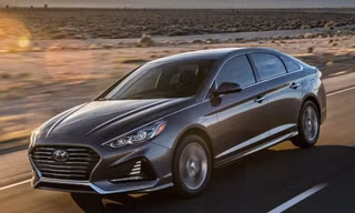 Hyundai Sonata - một mẫu xe Hàn đạt mức Top Safety Pick+.