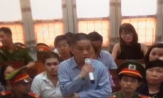 Ông Ninh Văn Quỳnh tại tòa.