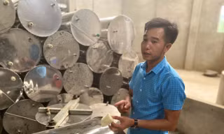 Làm bình nóng lạnh độc đáo, chàng trai dân tộc Tày kiếm hàng tỉ đồng mỗi năm 