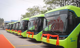 Hà Nội: Vận hành 17 xe buýt điện tuyến Mỹ Đình - Gia Lâm