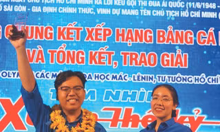Truyền cảm hứng bảo vệ nền tảng tư tưởng của Đảng 