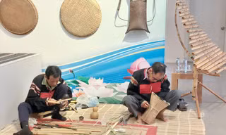 50 năm giữ hồn tre nứa 