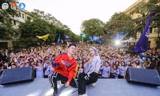 Đại học Kinh tế Quốc dân chào tân sinh viên dưới hình thức trực tuyến