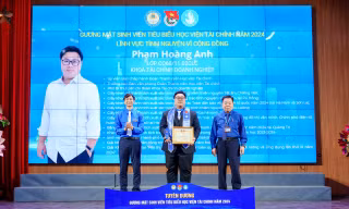 Hành trình cống hiến vì công tác Đoàn của nam sinh Học viện Tài chính