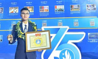 Ước mơ trở thành cán bộ Tòa án của chàng trai đất Cảng