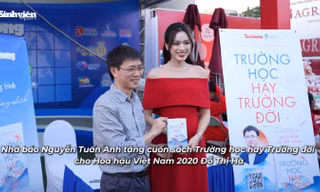Hàng trăm sinh viên tham gia buổi ký tặng sách Trường học hay Trường đời của tác giả, nhà báo Nguyễn Tuấn Anh