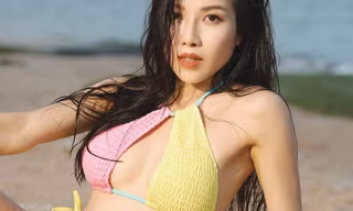 Trang Pháp 'bốc lửa' khoe dáng săn chắc