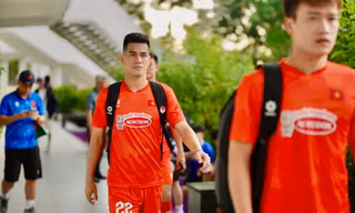Tiến Linh xuất hiện sau đồn đoán chấn thương